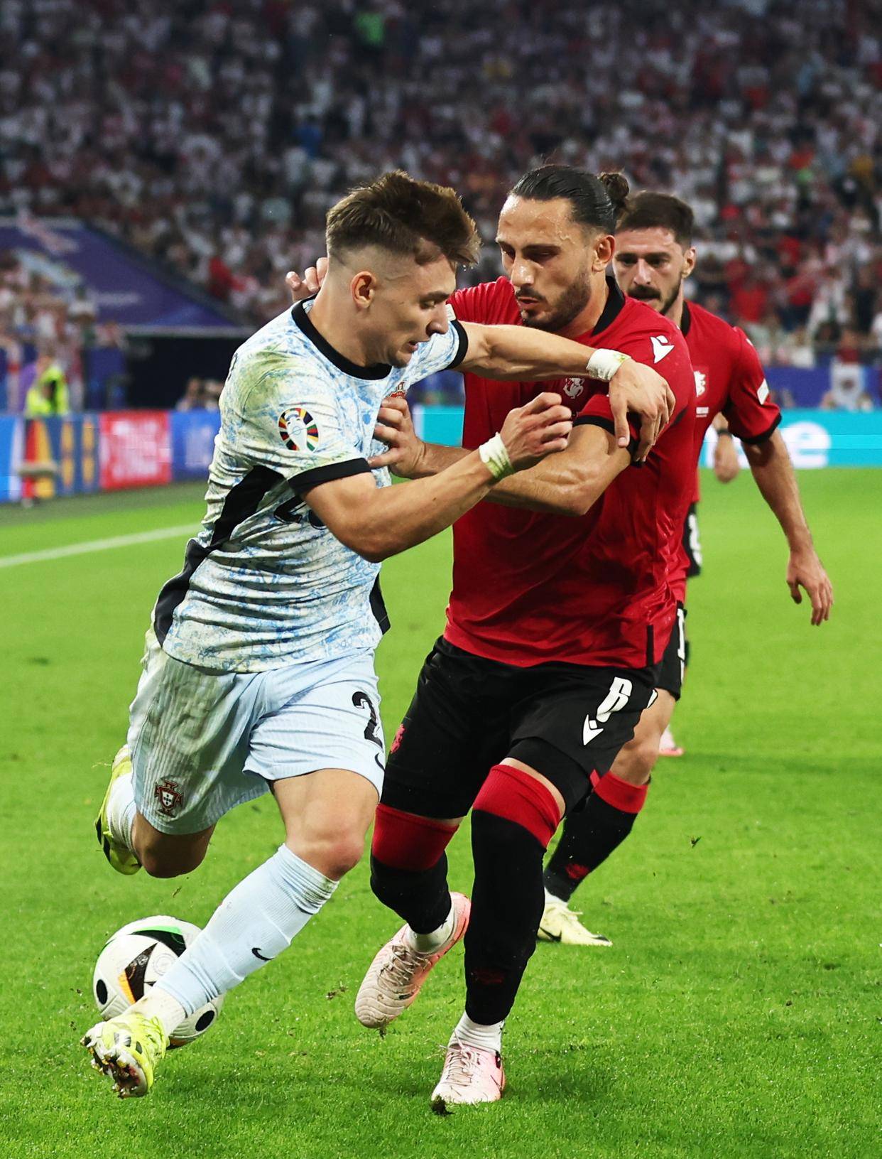 九游游戏中心-法兰克福主帅托普穆勒