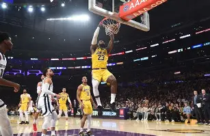 九游娱乐-湖人3换1拿下状元艾顿