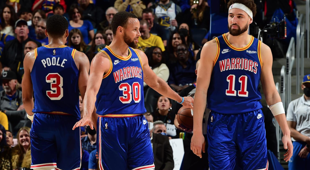 九游体育-盘点篮球场上的逆天操作